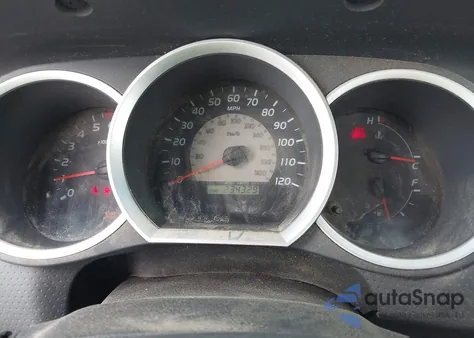 2005 Toyota Tacoma from USA, damaged, VIN 5TENX22NX5Z135483